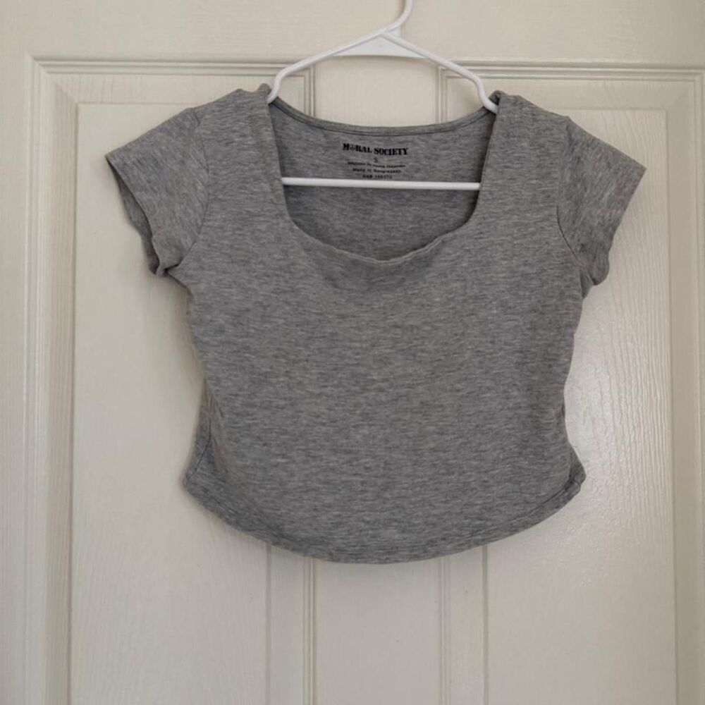 Unbranded Women's Grey Crop-top